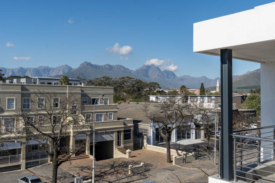 1 Bedroom Property for Sale in La Colline Western Cape